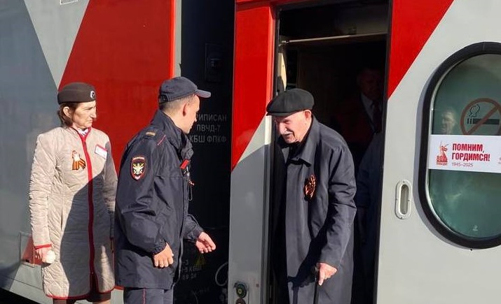 Пензенский ветеран вернулся домой после Парада Победы в Москве