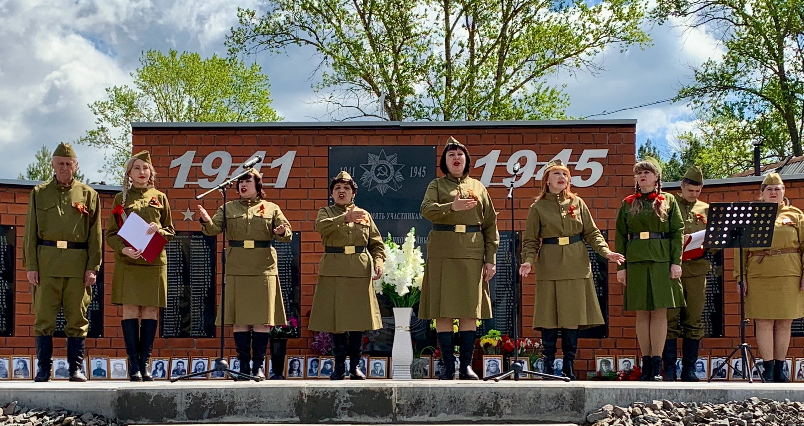 В Кузнецком районе открыли памятник воинам, погибшим в годы ВОВ