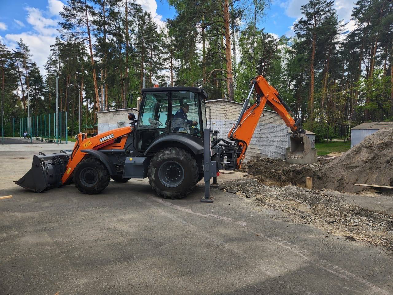 Олег Мельниченко рассказал о закупке новой коммунальной техники в Заречном