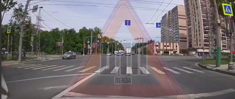 Странный светофор на Ново-Западной поляне в Пензе озадачил водителей