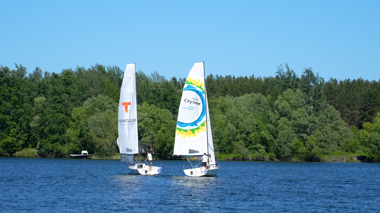 Спутник — город с парусами