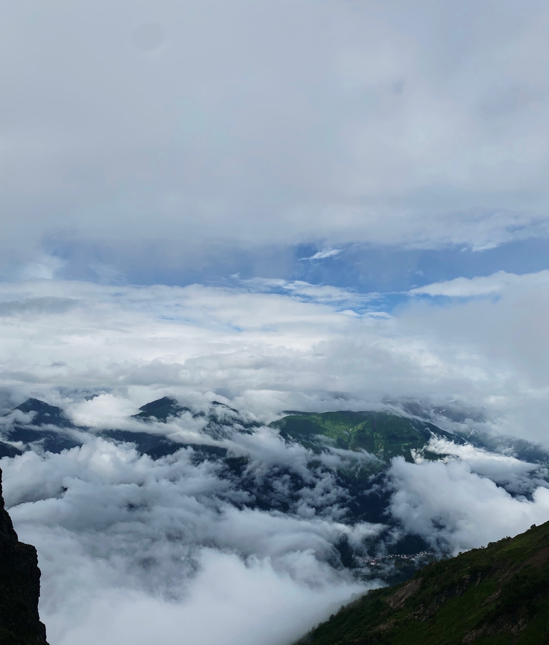 От Эвереста до Чернобыля: назван топ самых опасных мест в мире, манящих туристов