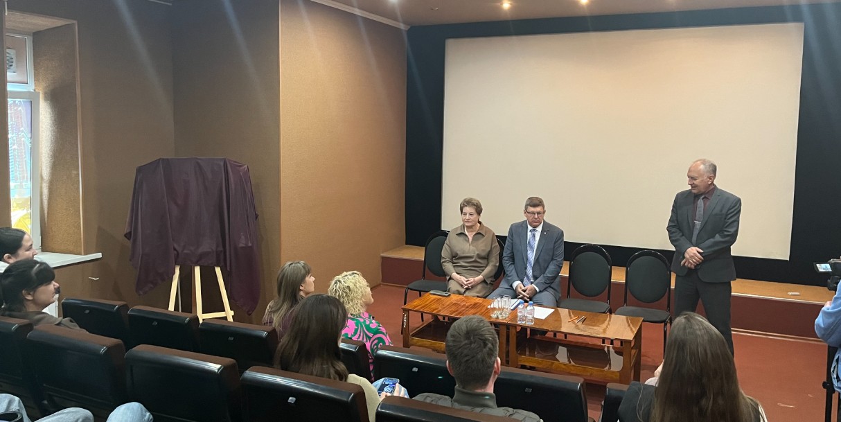 Молодым врачам в Кузнецке предлагают жилье и работу в новой поликлинике