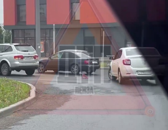 ДТП парализовало движение в Дальнем Арбеково утром 4 июня