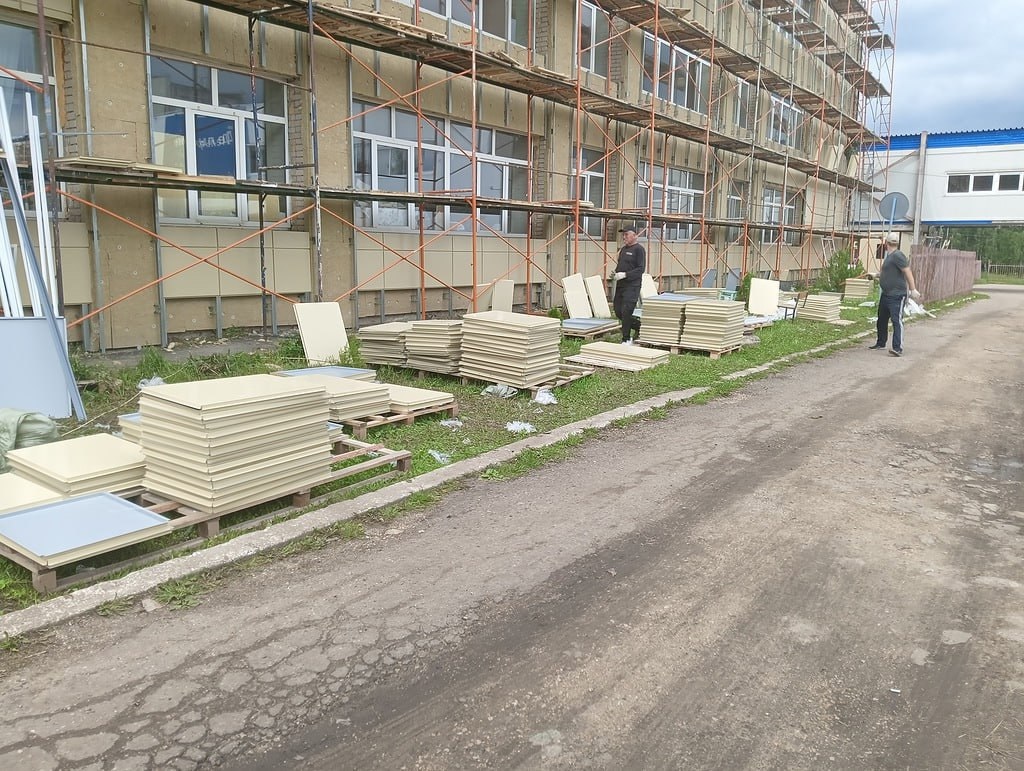 Модернизация образования: как идет капитальный ремонт школы №1 в Пачелме