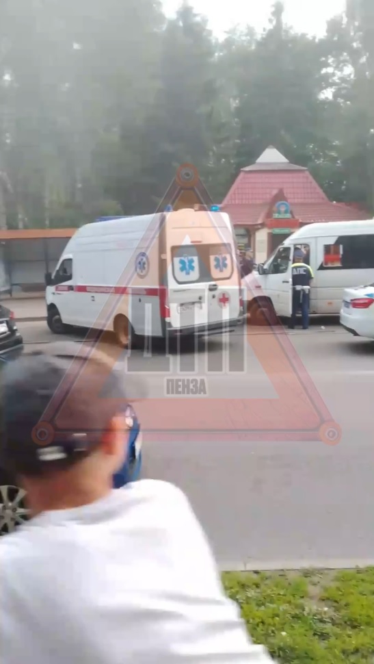 ДТП с маршруткой в центре Пензы у парка Белинского создало пробку