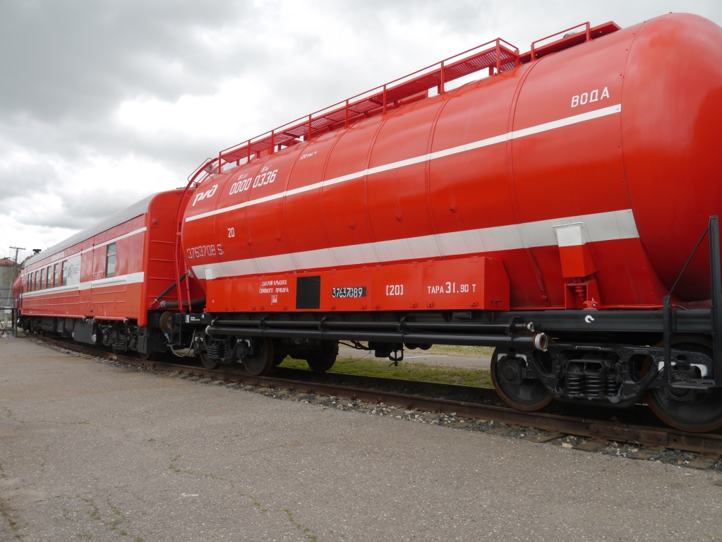 Пять пожарных поездов защитят Волгоградскую область от огня этим летом