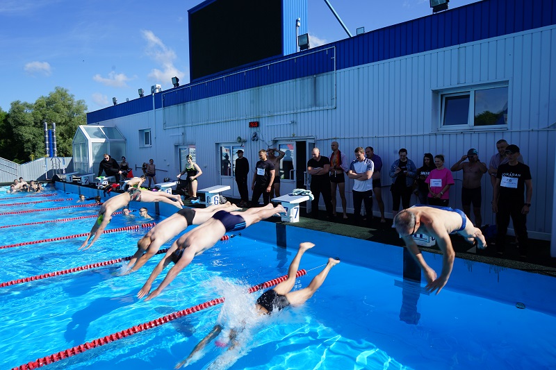 Летняя "Дионисиада" стартовала с многоборья: плавание, бег и велосипед