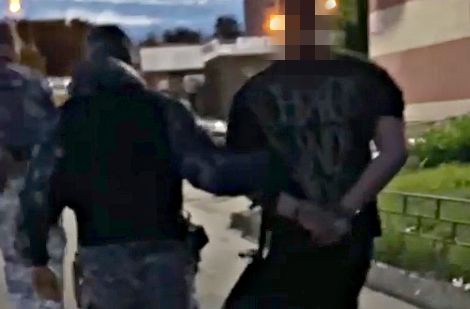 Поймали с «мышкой» в руках: появилось видео задержания преступников в Пензе