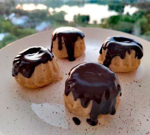 ПП-кексики с горьким шоколадом в микроволновке за три минуты