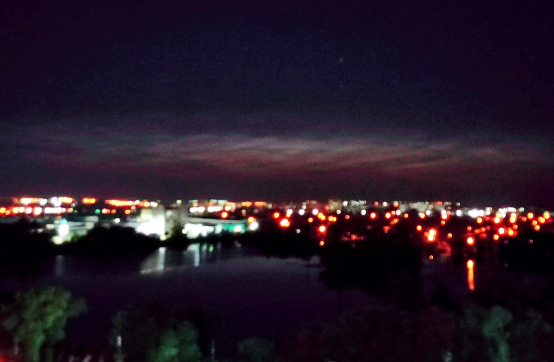 Небо засияло: Жители Пензы наблюдали редкое атмосферное явление