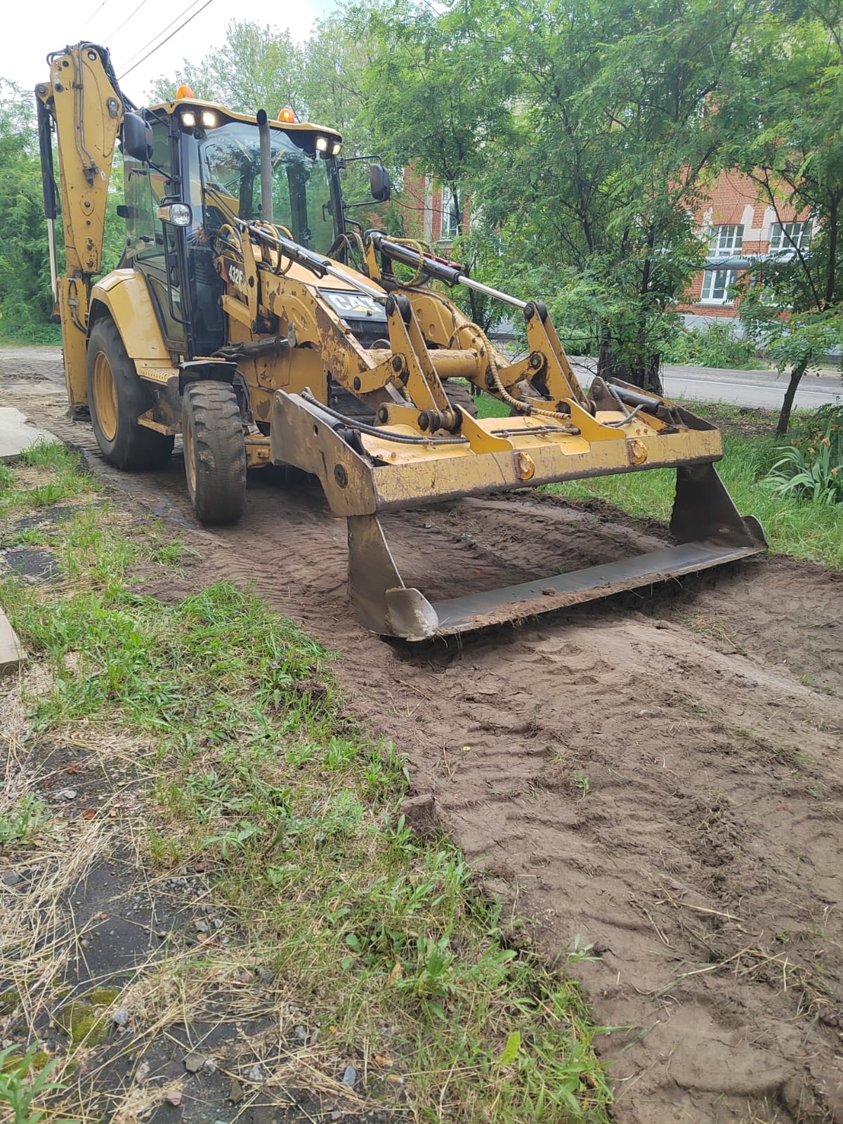 Обновление тротуаров: стартовали работы на улице Саратовской в Сердобске