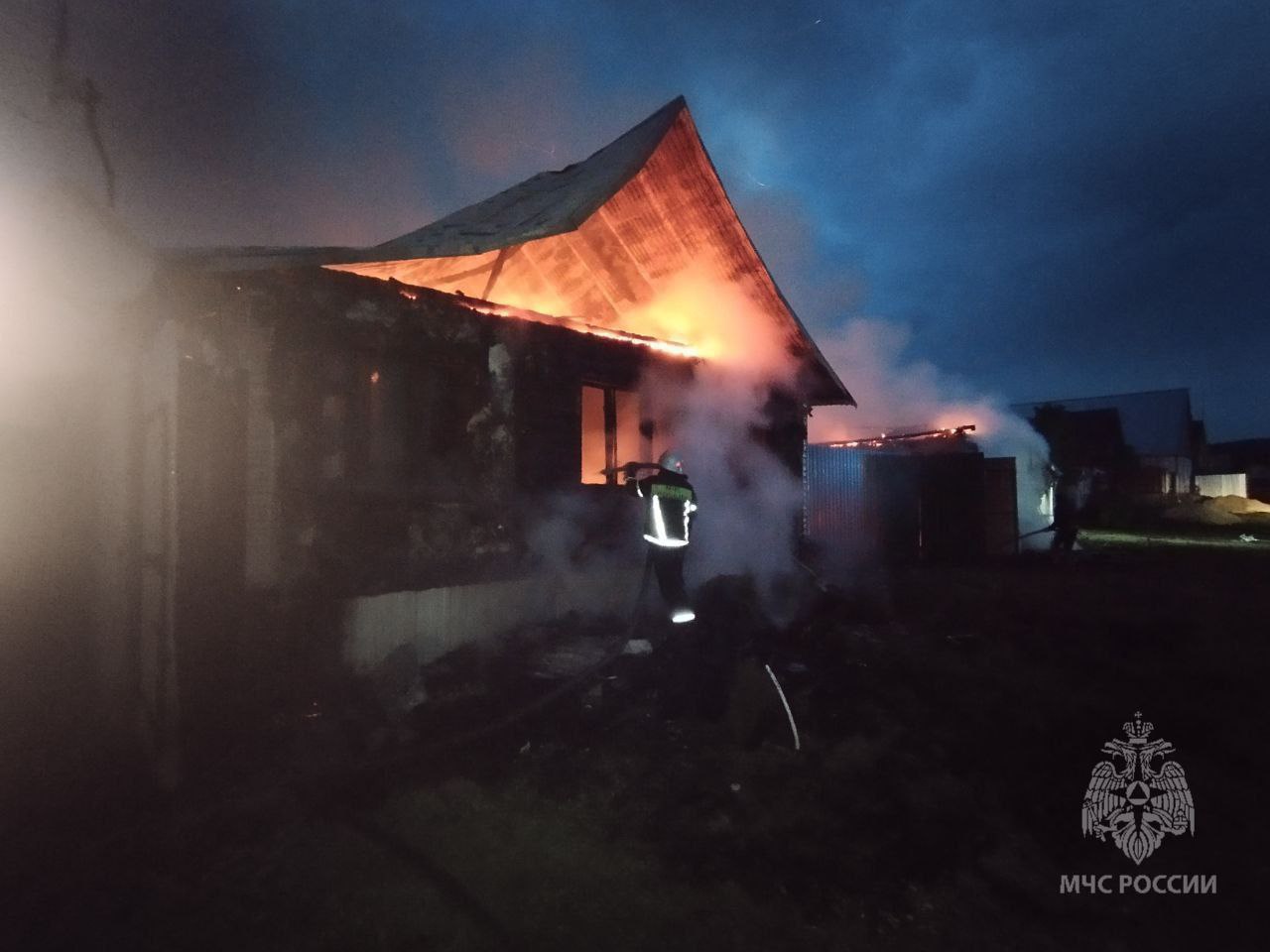 В селе Архангельское Пензенской области сгорели два дома