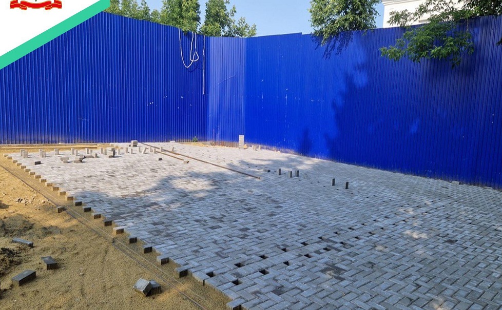 В Городище идет активное благоустройство сквера Победы