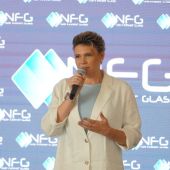 Ольга Изранова: Закаленное стекло открыло новую эру в дизайне интерьера