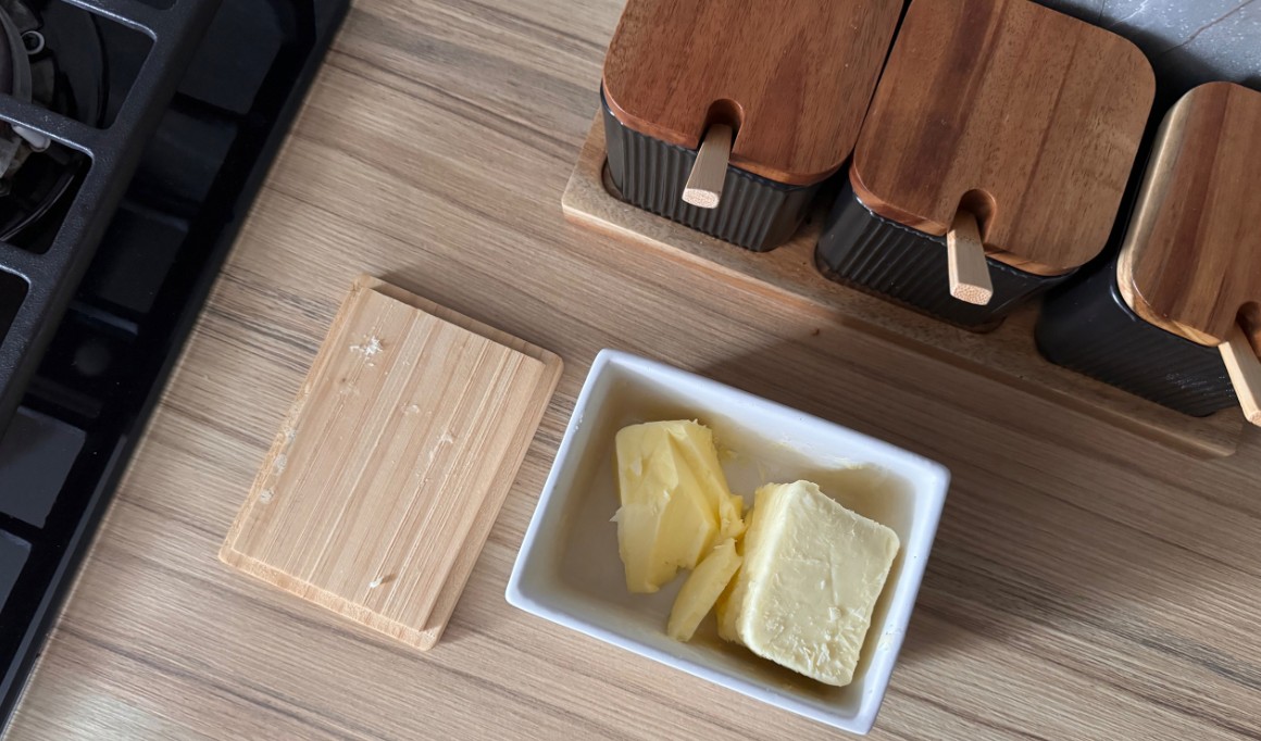 Масло, рыба и яблоки стали лидерами подорожания за 10 лет