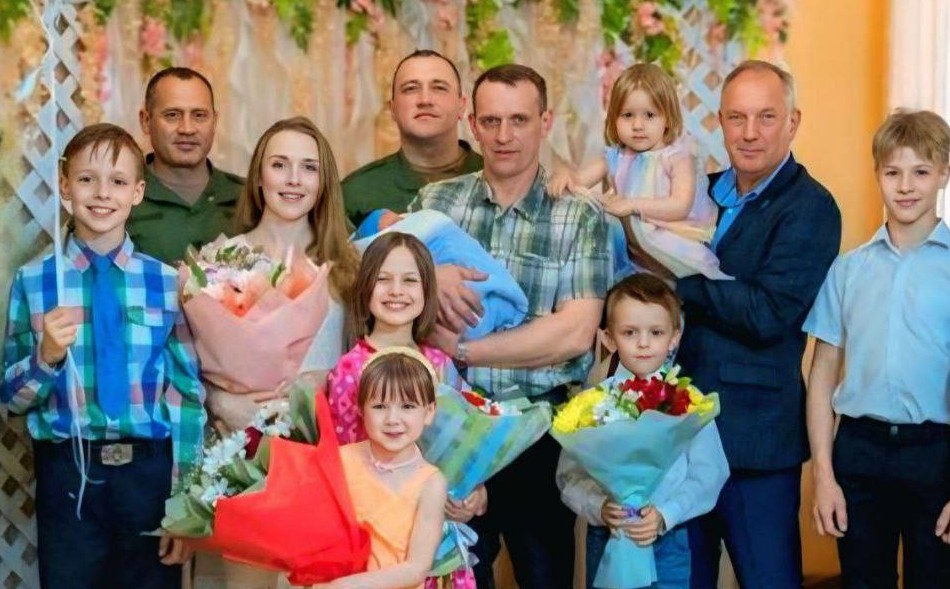 Семья Пронькиных из Пензы награждена медалью ордена «Родительская слава»