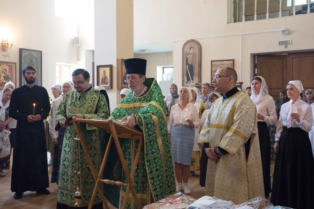 13 добровольцев стали сестрами и братом милосердия в Пензе