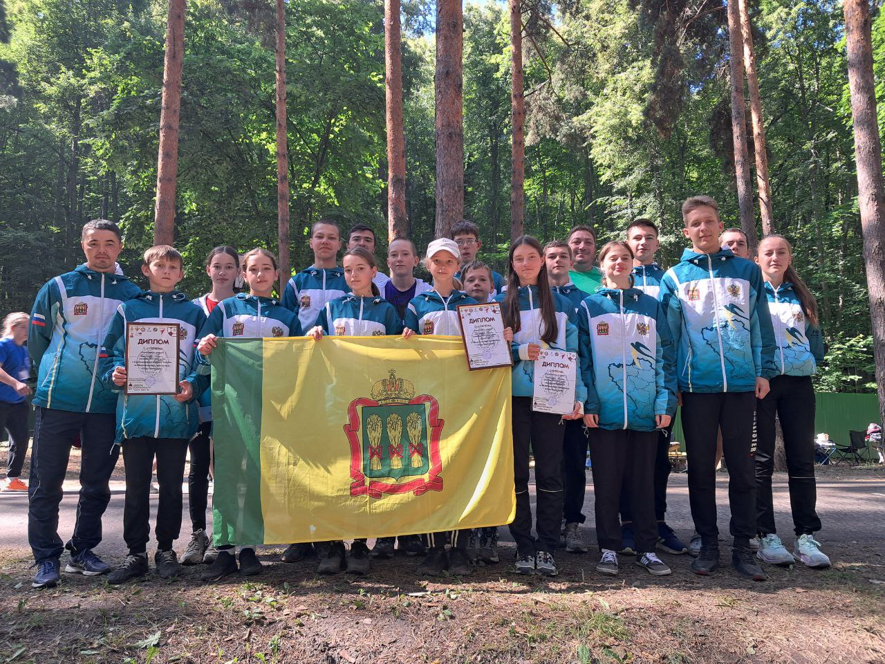 Юные пензенские спасатели покорили "Школу безопасности" в Мордовии