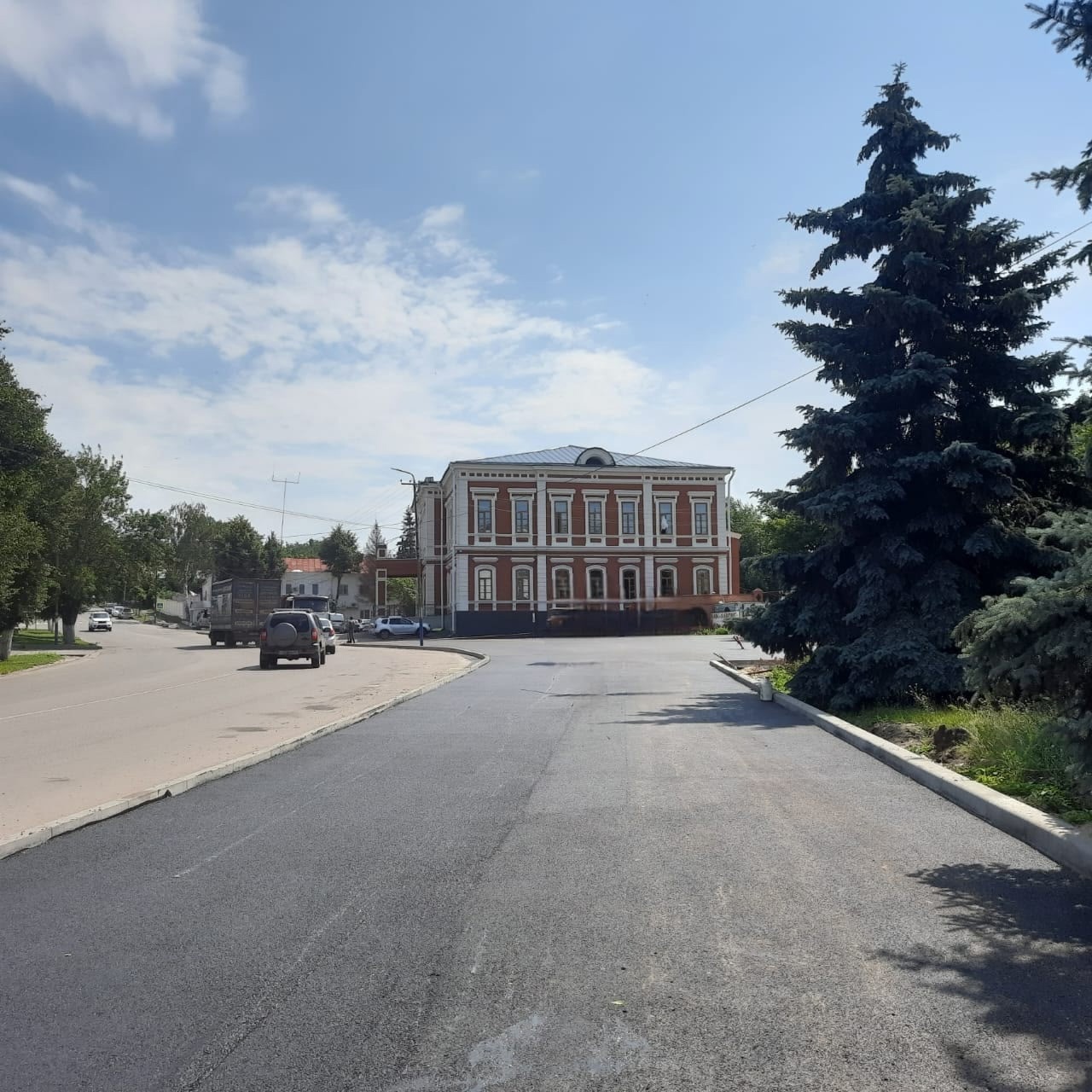 В Сердобске завершили благоустройство пешеходной зоны на улице Лесная