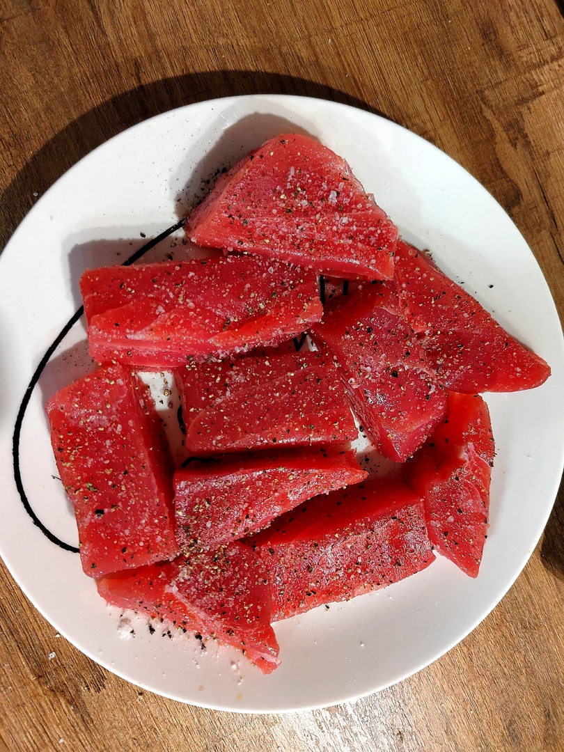 Роспотребнадзор советует солить рыбу две недели, чтобы избежать ботулизма