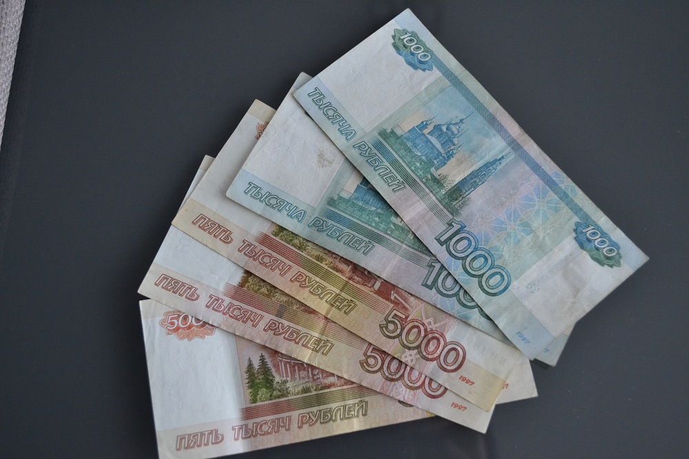 Поверила соучредителю: в Кузнецке из-за мошенника женщина лишилась 6 млн рублей