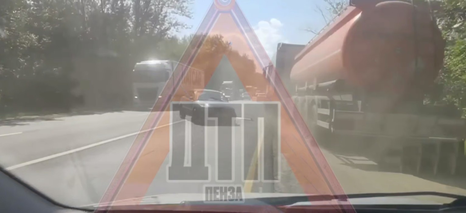 Большая пробка образовалась на М5 из-за аварии у Чемодановки