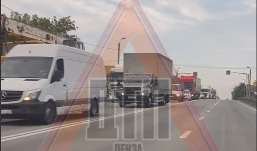 Хронические пробки на М-5 в Пензе из-за ремонта вызывают недовольство автомобилистов