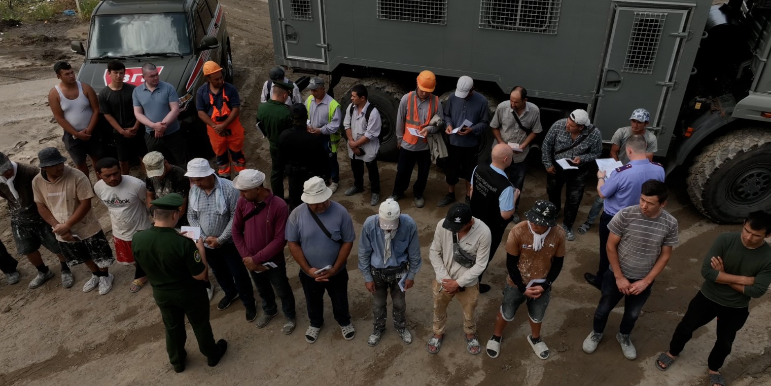 В Пензе с помощью ОМОНа и дронов выявляли уклонистов от воинского учета