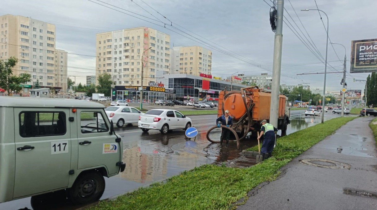 В Пензе борются с последствиями тропического ливня