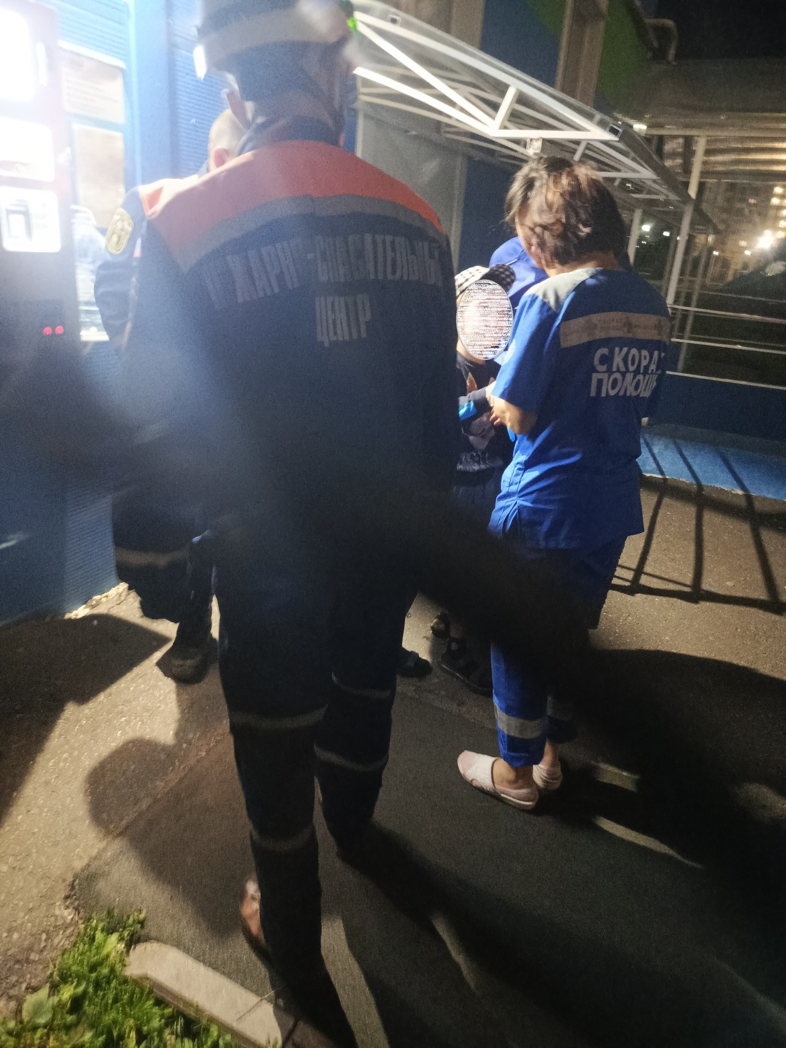 В Пензе ребенок застрял рукой в автомате для воды – спасатели пришли на помощь