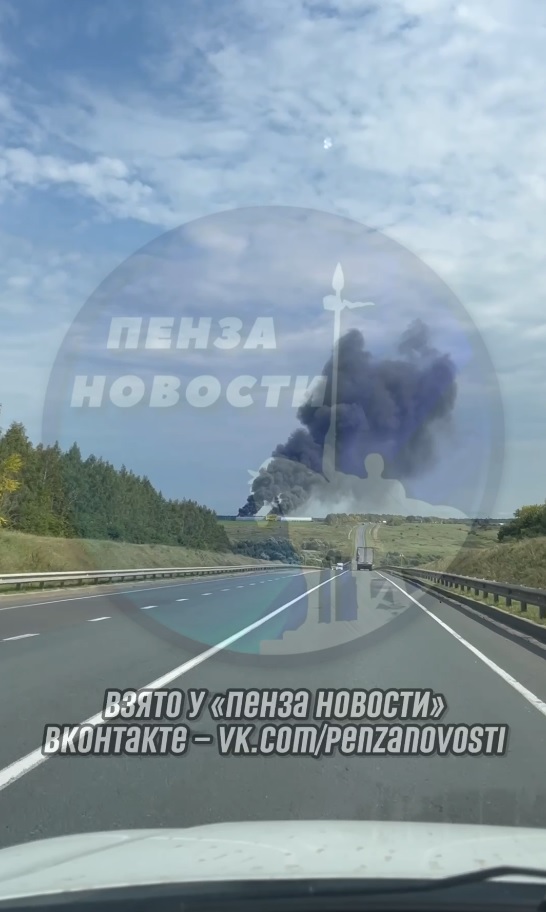 В Белинском районе сгорел ангар площадью 1200 квадратов и 7 овощеукладчиков