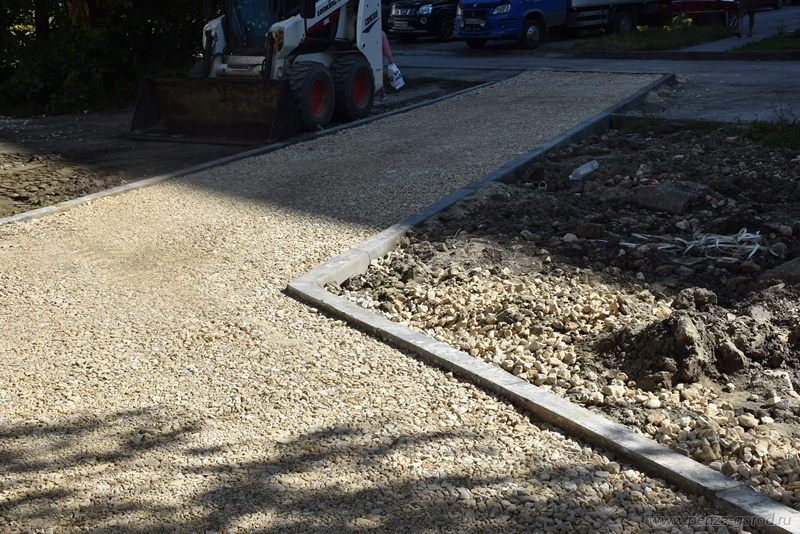 В Пензе благоустраивают сквер на улице Ново-Казанской по инициативе жителей