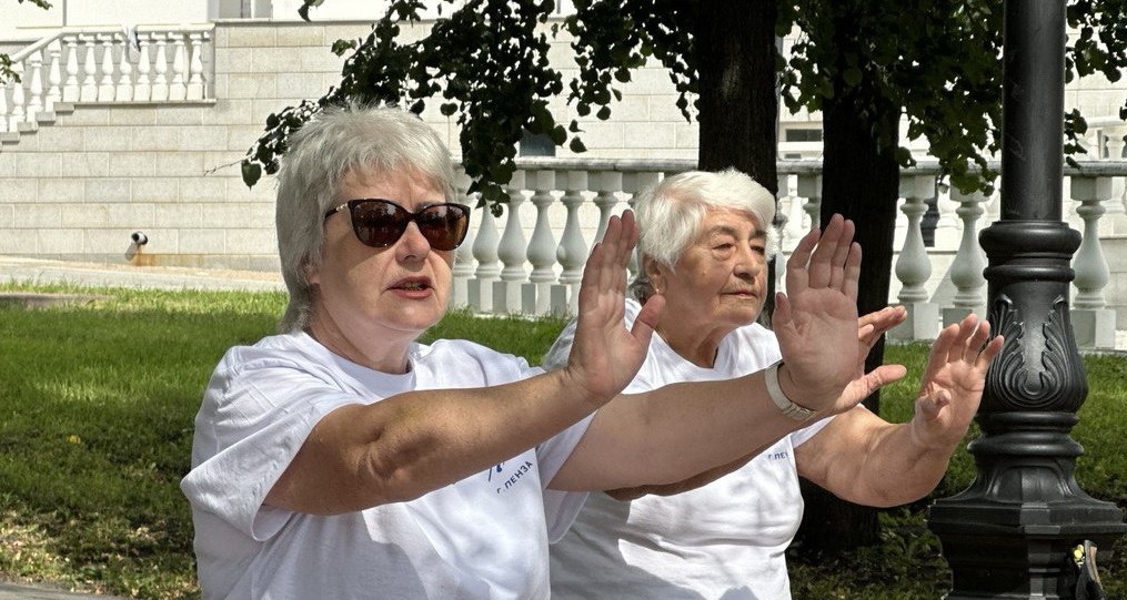 В Пензе 350 пожилых жителей начали заниматься суставной гимнастикой
