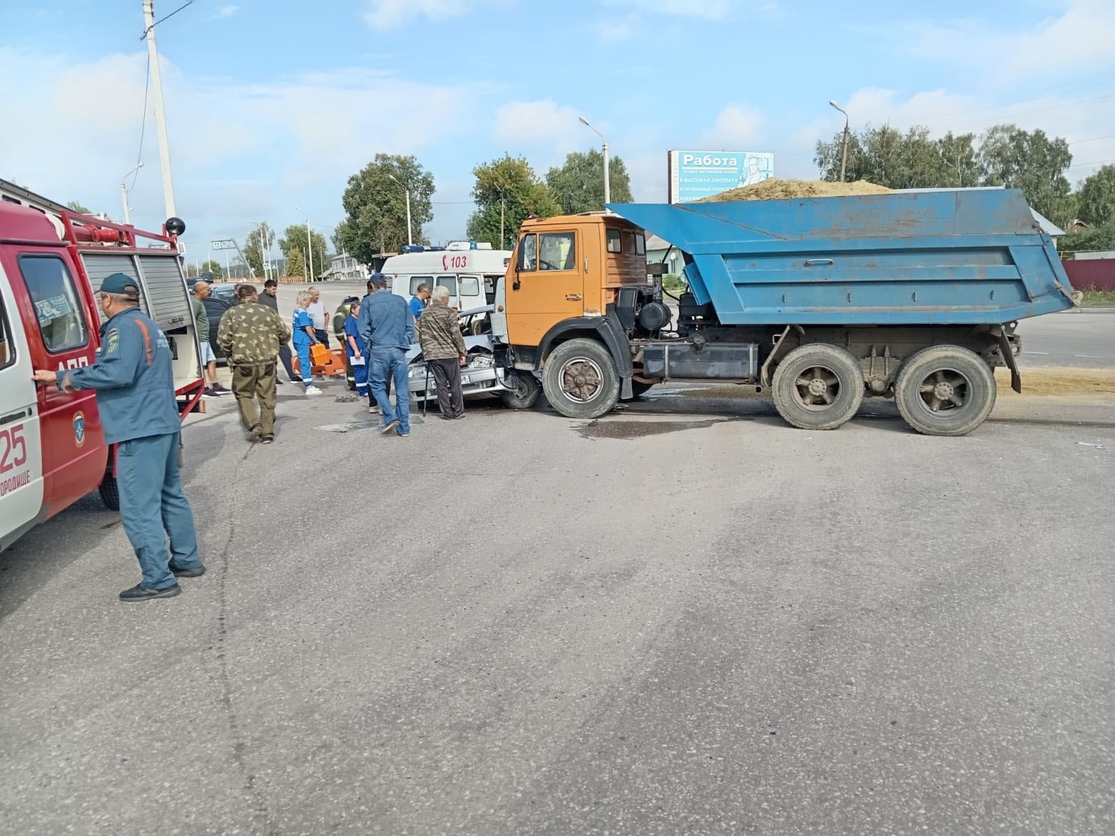 В Городище 25 августа столкнулись КАМАЗ и легковушка: погиб водитель