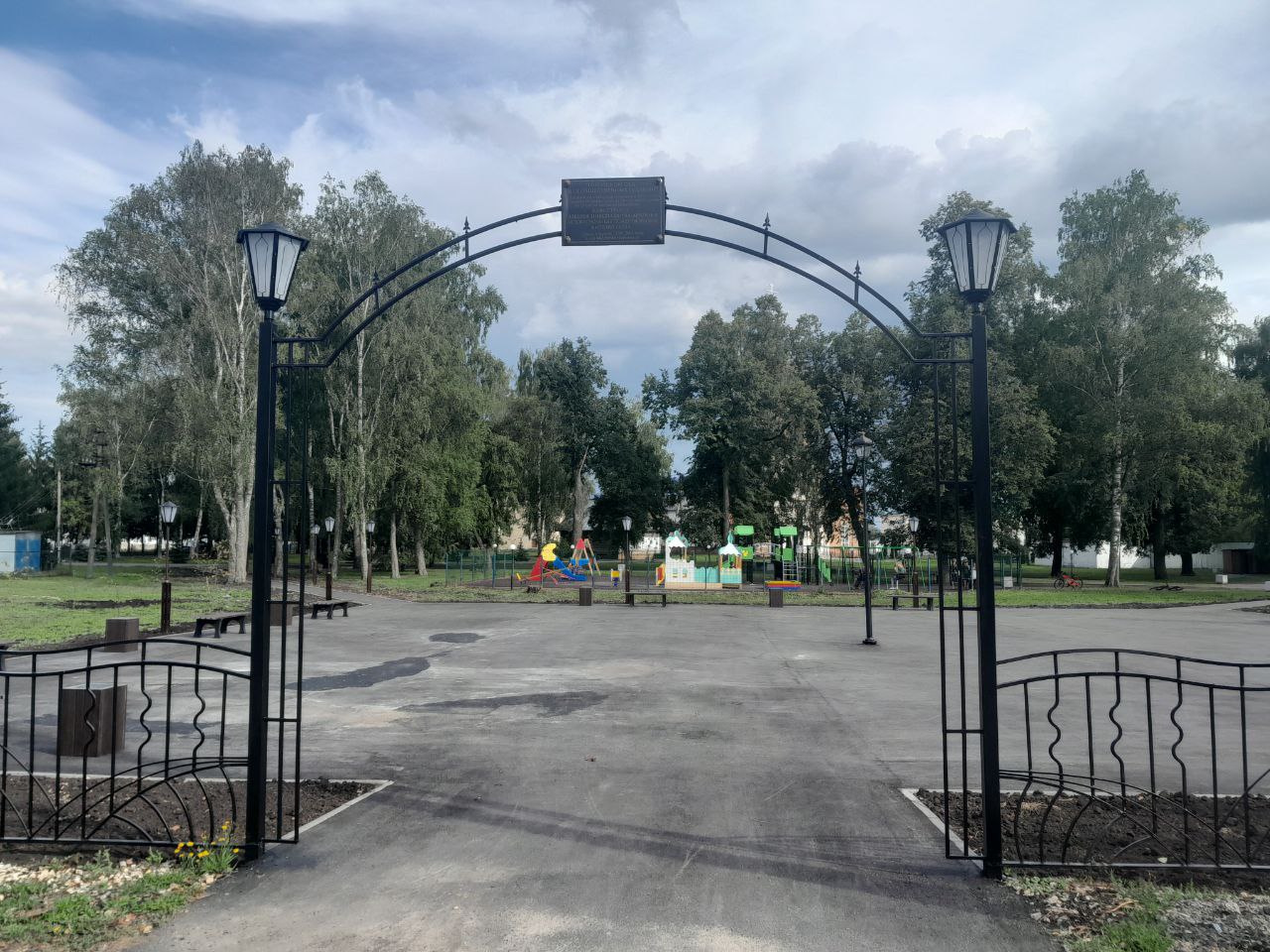 В Наровчате открылся обновленный парк на улице Советской