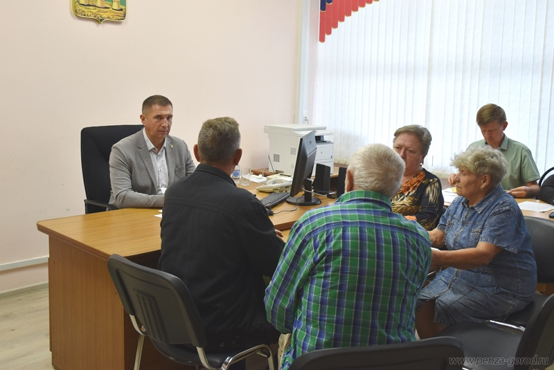 В Пензе обсудили ремонт дорог, освещение и снос незаконной СТО