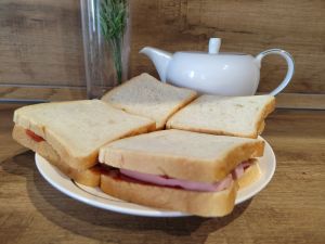 В Пензе стоимость «бутерброда с чаем» снизилась на копейку