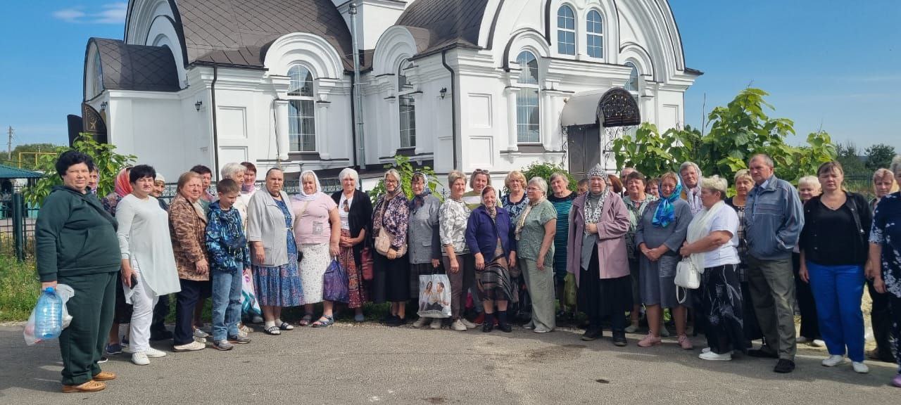 Вадим Супиков организовал поездку по святыням Соловцовки для жителей Шуиста