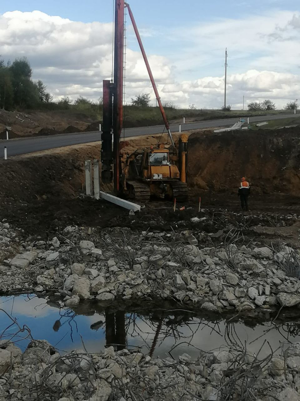 В Земетчинском районе реконструируют мост через реку Ижмора