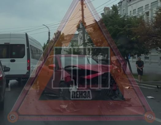 ДТП на Куйбышева в Пензе затруднило движение вечером 4 августа