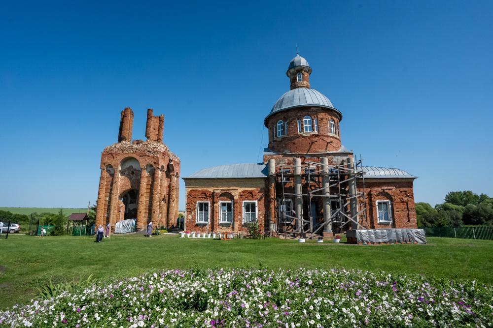 Историческая служба прошла в возрожденном пензенском храме