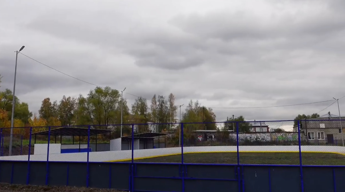 В Никольске отремонтировали хоккейную площадку в микрорайоне Стеклозавод