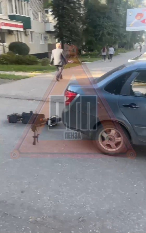 Соцсети: в Пензе подросток влетел в Гранту и лишился зубов