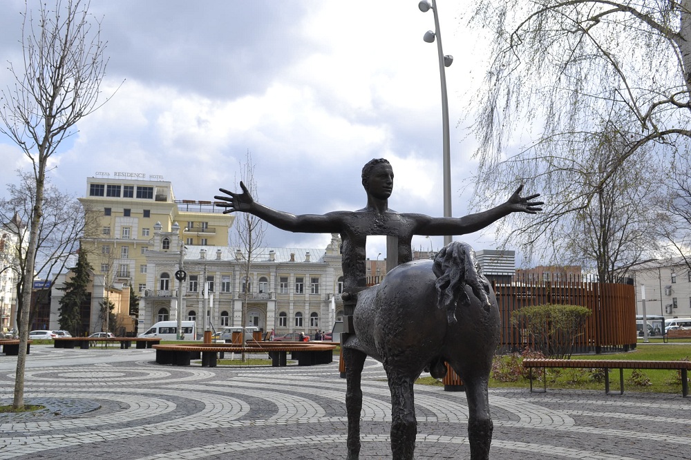 Целесообразность Радушного кентавра в центре Пензы вновь подвергли сомнениям