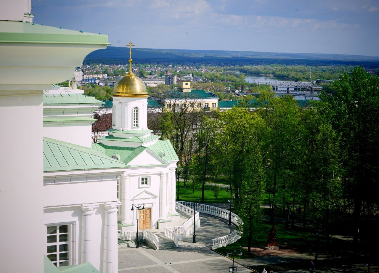 В Бековском районе священник создал настоящий ковчег