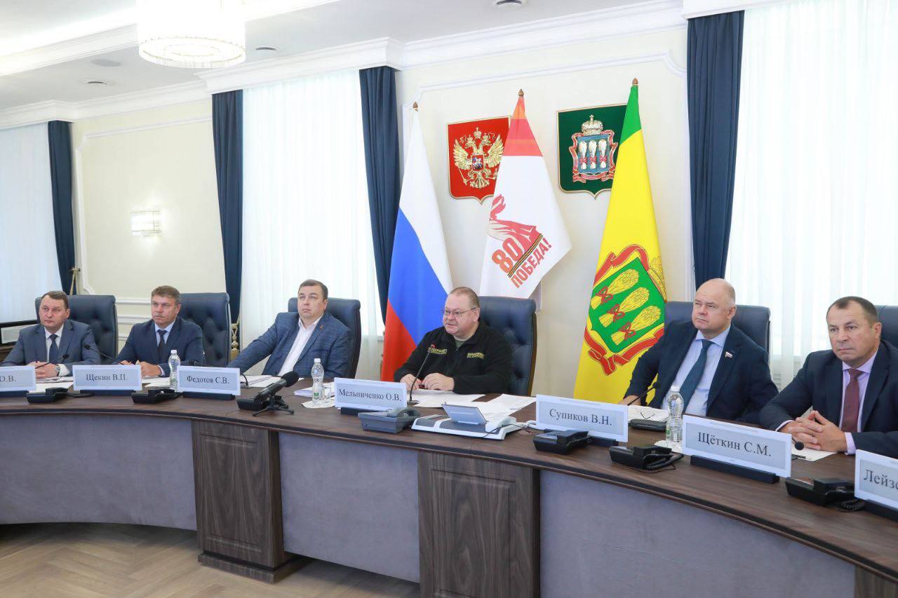 Олег Мельниченко: В Пензенской области за год квартиры получат 350 сирот