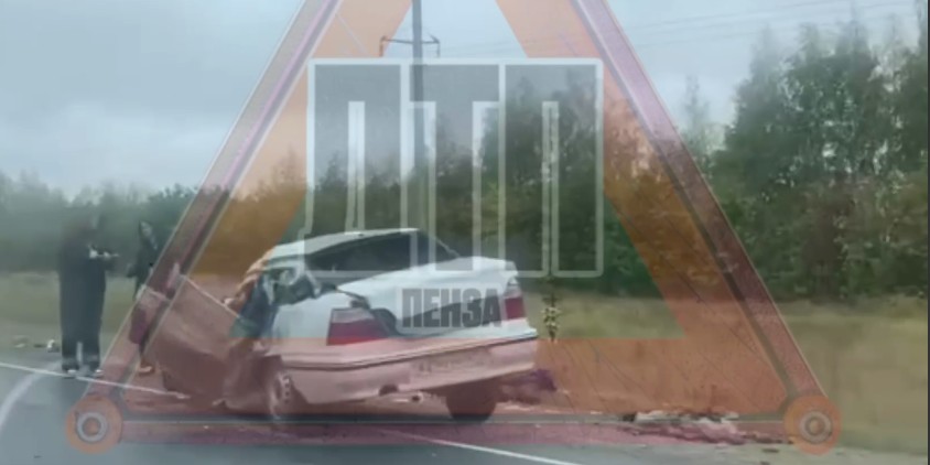 3 сентября фургон и легковушка столкнулись лоб в лоб под Пензой