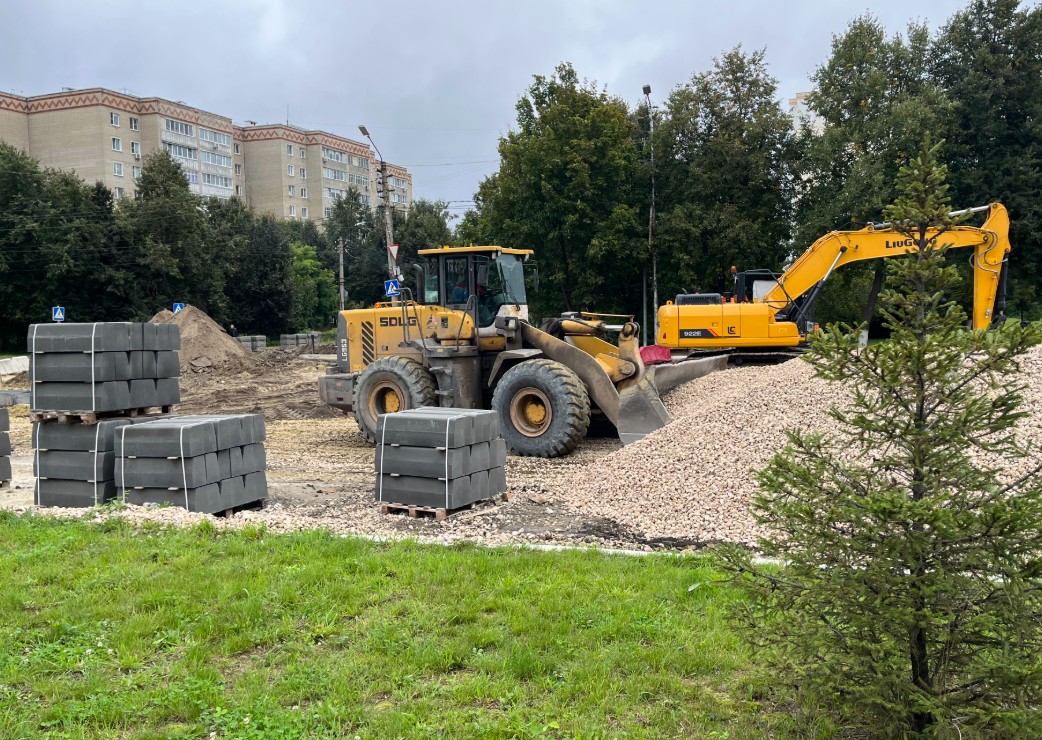 В Кузнецке готовят центральную площадь ко Дню города: идет ремонт улицы Ленина