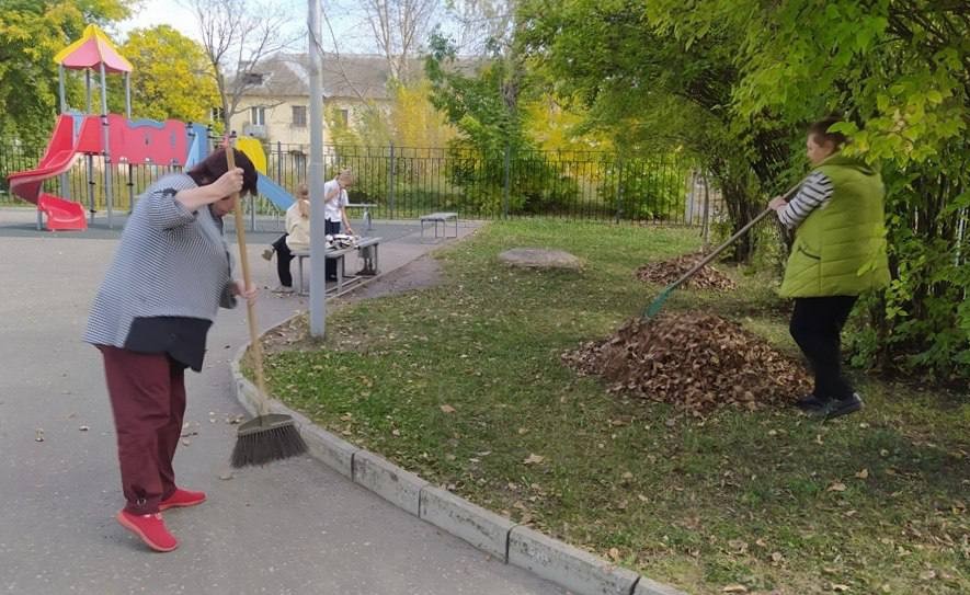 Пензенцы во время санитарной пятницы собрали 100 кубометров мусора